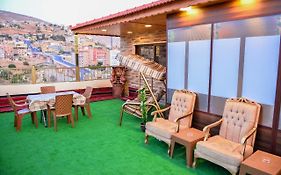 Petra Royal House